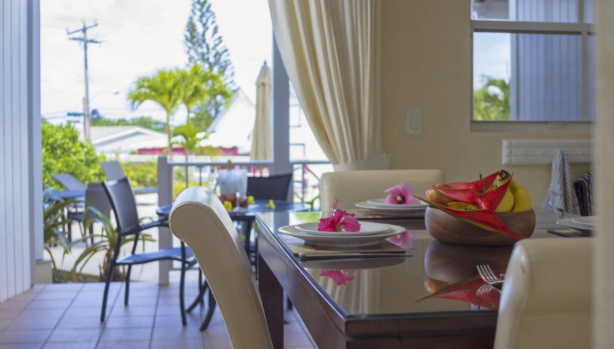 Lantana Barbados Condos Saint James Exterior photo